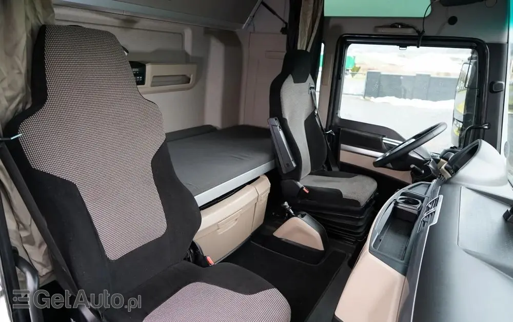 MAN TGX 18.470 / LOW DECK / MEGA / REGULOWANE SIODŁO / 2020 ROK / NA 
