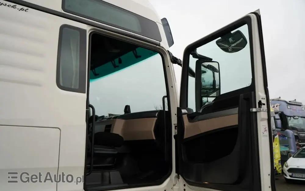 MAN TGX 18.470 / LOW DECK / MEGA / REGULOWANE SIODŁO / 2020 ROK / NA 