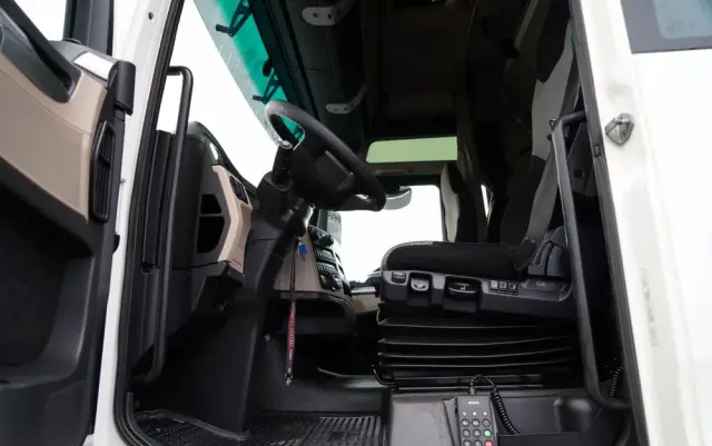 MAN TGX 18.470 / LOW DECK / MEGA / REGULOWANE SIODŁO / 2020 ROK / NA 