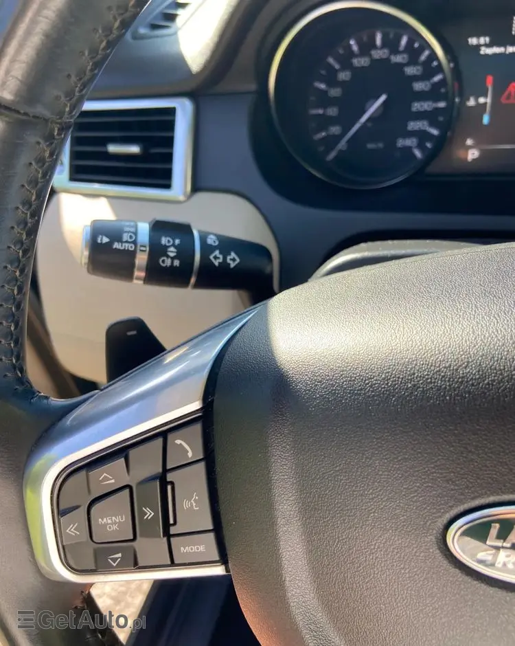 LAND ROVER Discovery Sport 2.0 D180