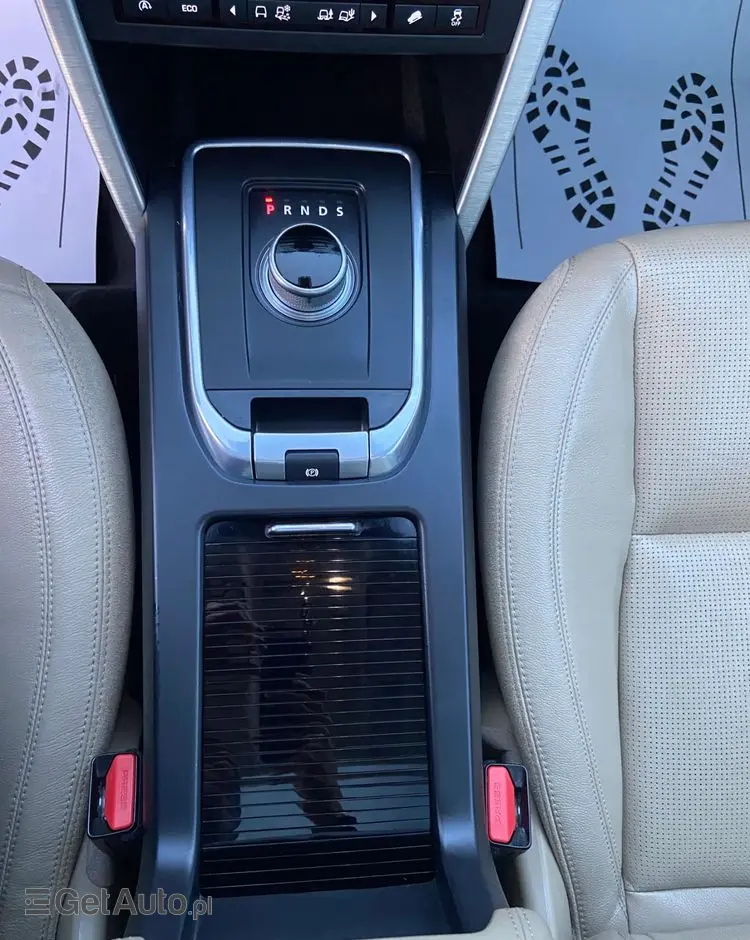 LAND ROVER Discovery Sport 2.0 D180