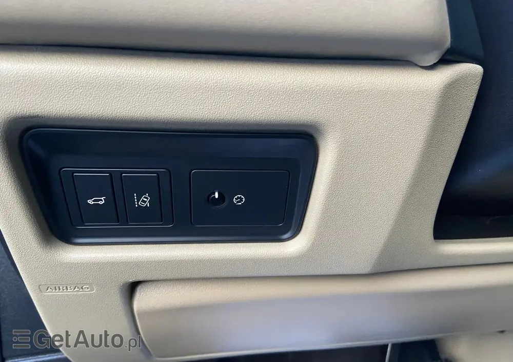 LAND ROVER Discovery Sport 2.0 D180