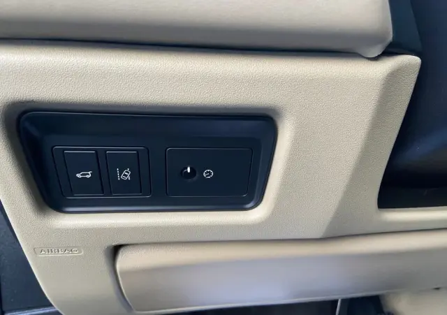 LAND ROVER Discovery Sport 2.0 D180