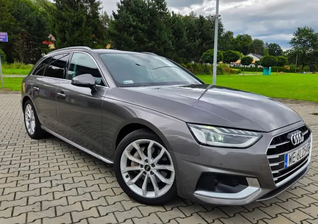AUDI A4 Avant 40 TFSI mHEV Advanced S tronic
