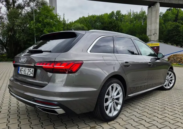 AUDI A4 Avant 40 TFSI mHEV Advanced S tronic