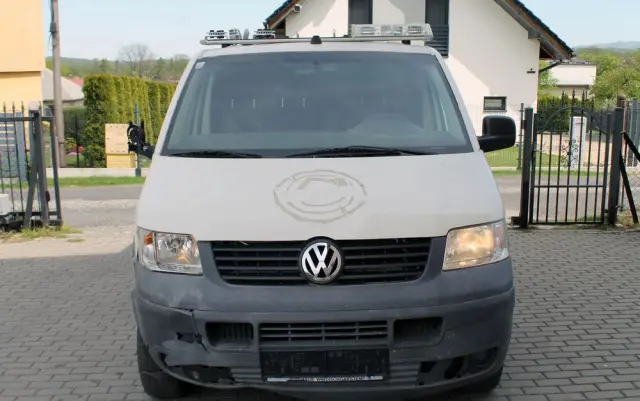 VOLKSWAGEN TRANSPORTER T5 4X4 