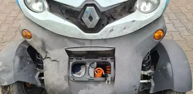 RENAULT Twizy 