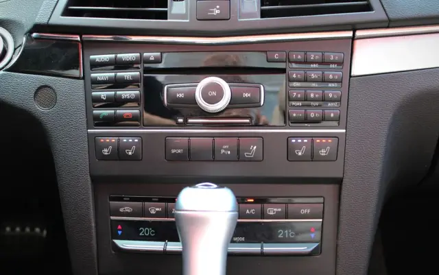 MERCEDES-BENZ Klasa E 350 7G-TRONIC Avantgarde BusinessEDITION