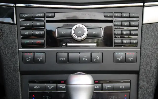 MERCEDES-BENZ Klasa E 350 7G-TRONIC Avantgarde BusinessEDITION
