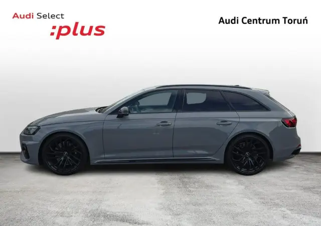 AUDI RS4 