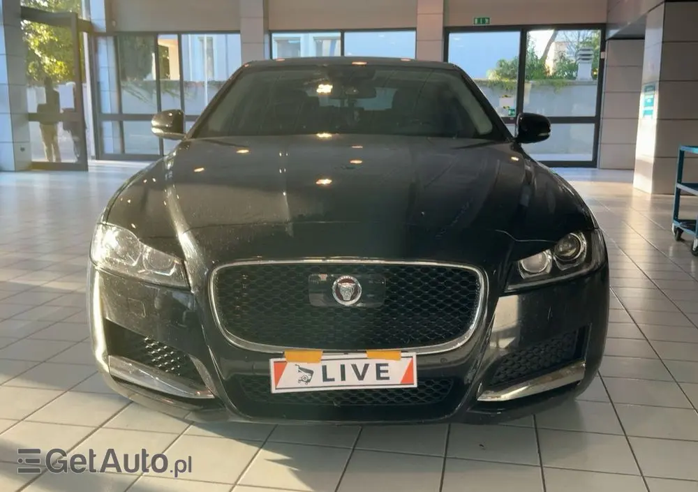 JAGUAR XF 20d AWD Prestige