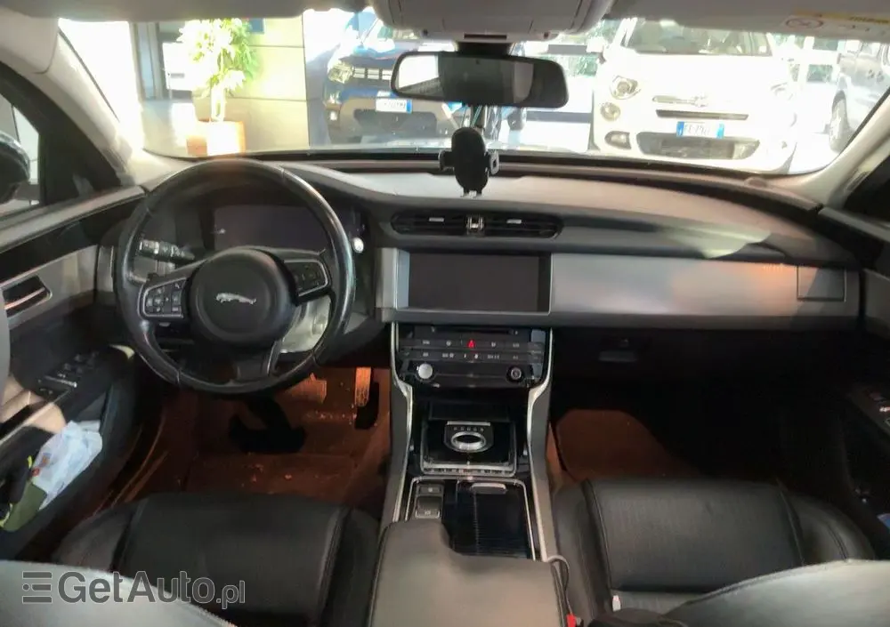 JAGUAR XF 20d AWD Prestige