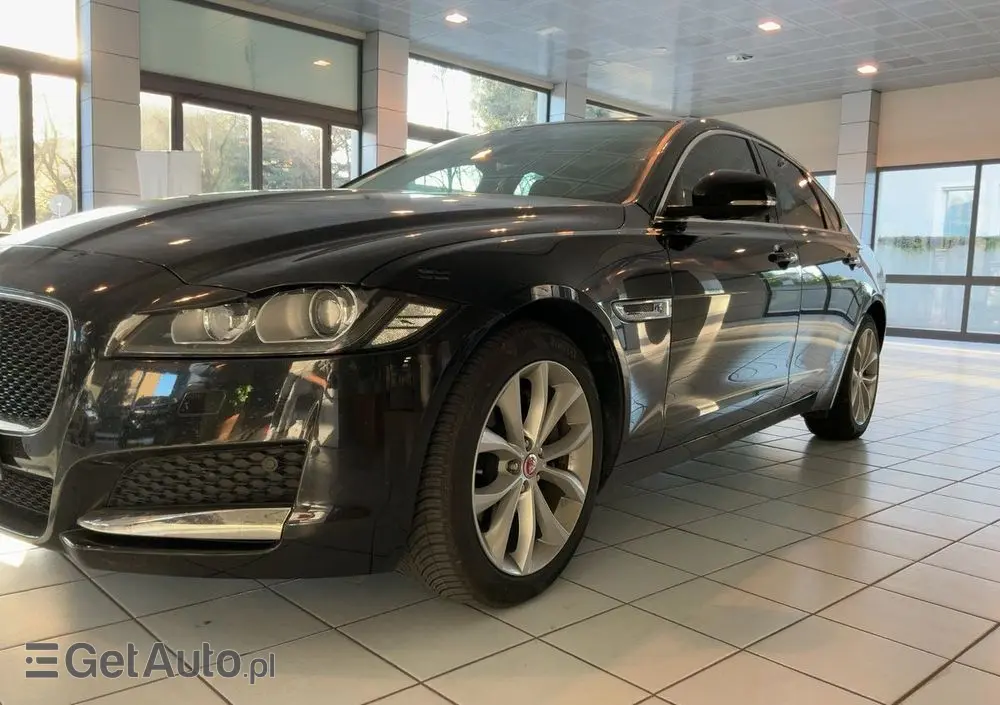 JAGUAR XF 20d AWD Prestige