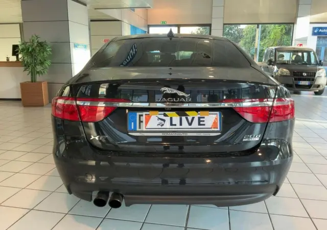 JAGUAR XF 20d AWD Prestige