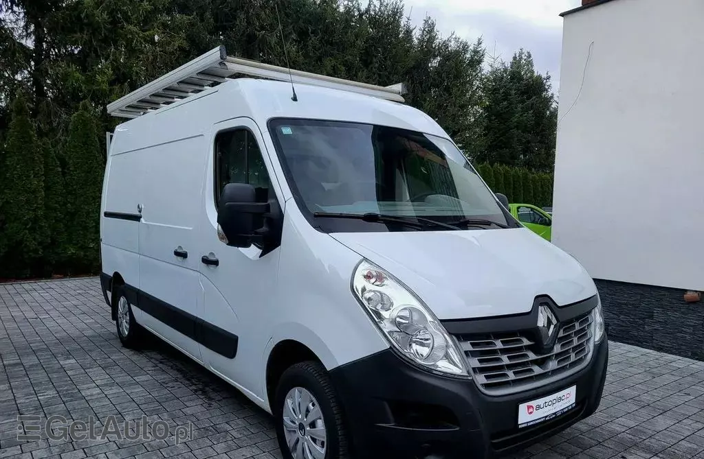 RENAULT Master 