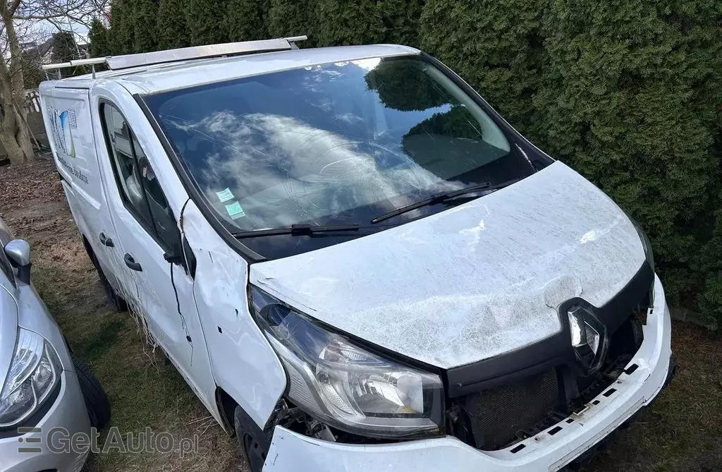 RENAULT Trafic 