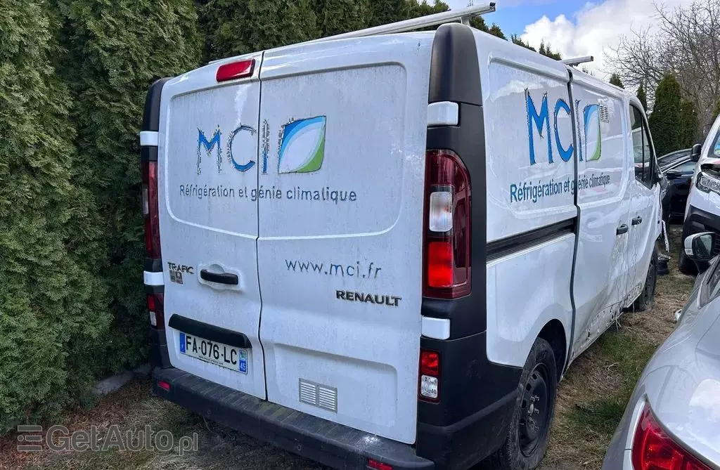 RENAULT Trafic 