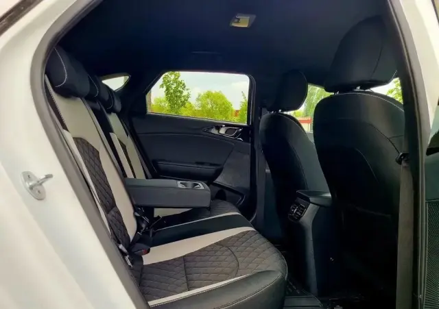 KIA ProCeed 1.6 CRDi DCT7 SCR GT LINE