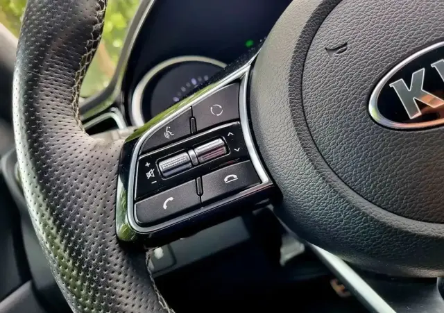 KIA ProCeed 1.6 CRDi DCT7 SCR GT LINE