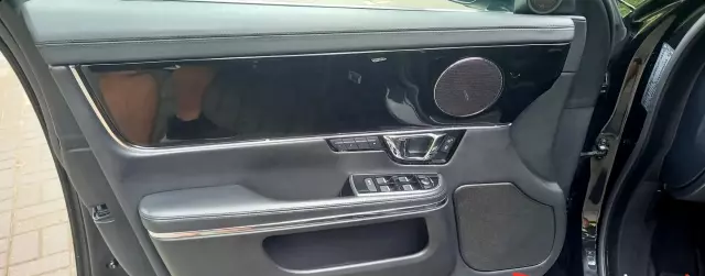 JAGUAR XJ 3.0d V6 (275 KM) Automatic