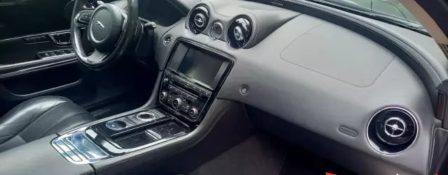 JAGUAR XJ 3.0d V6 (275 KM) Automatic