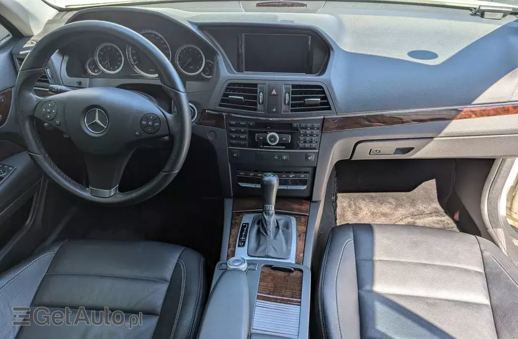 MERCEDES-BENZ Klasa E 