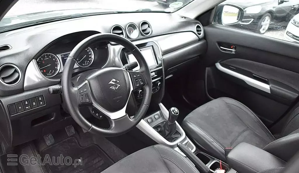 SUZUKI Vitara 