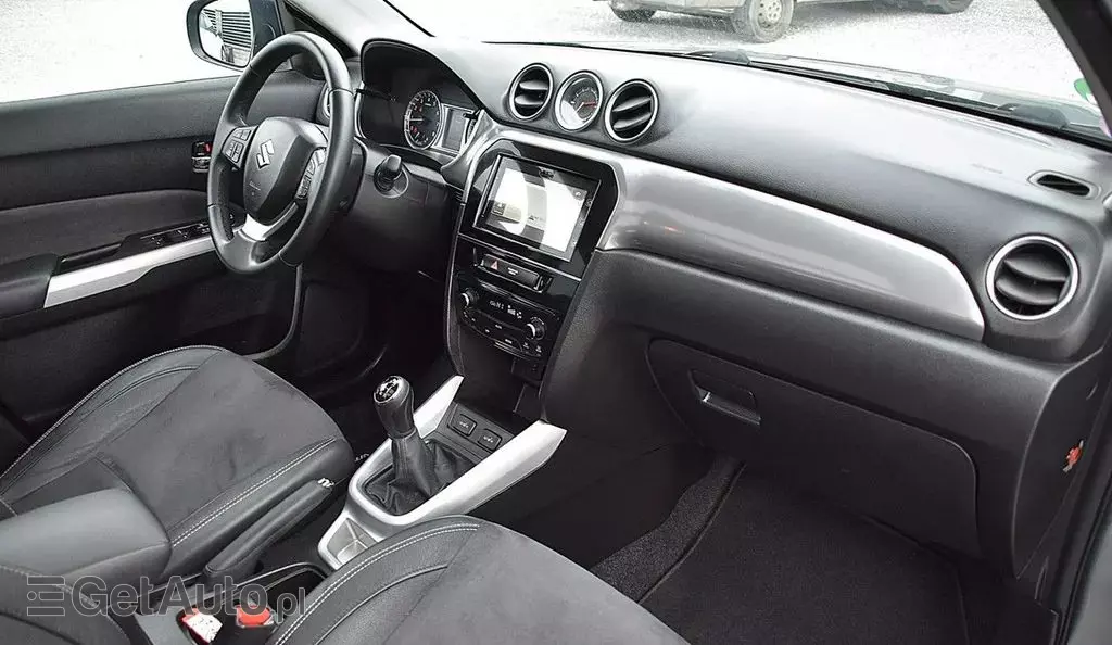 SUZUKI Vitara 