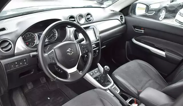 SUZUKI Vitara 