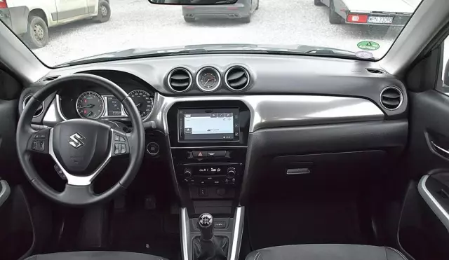 SUZUKI Vitara 