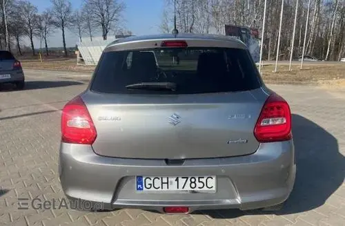 SUZUKI Swift 