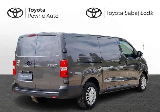 TOYOTA PROACE 