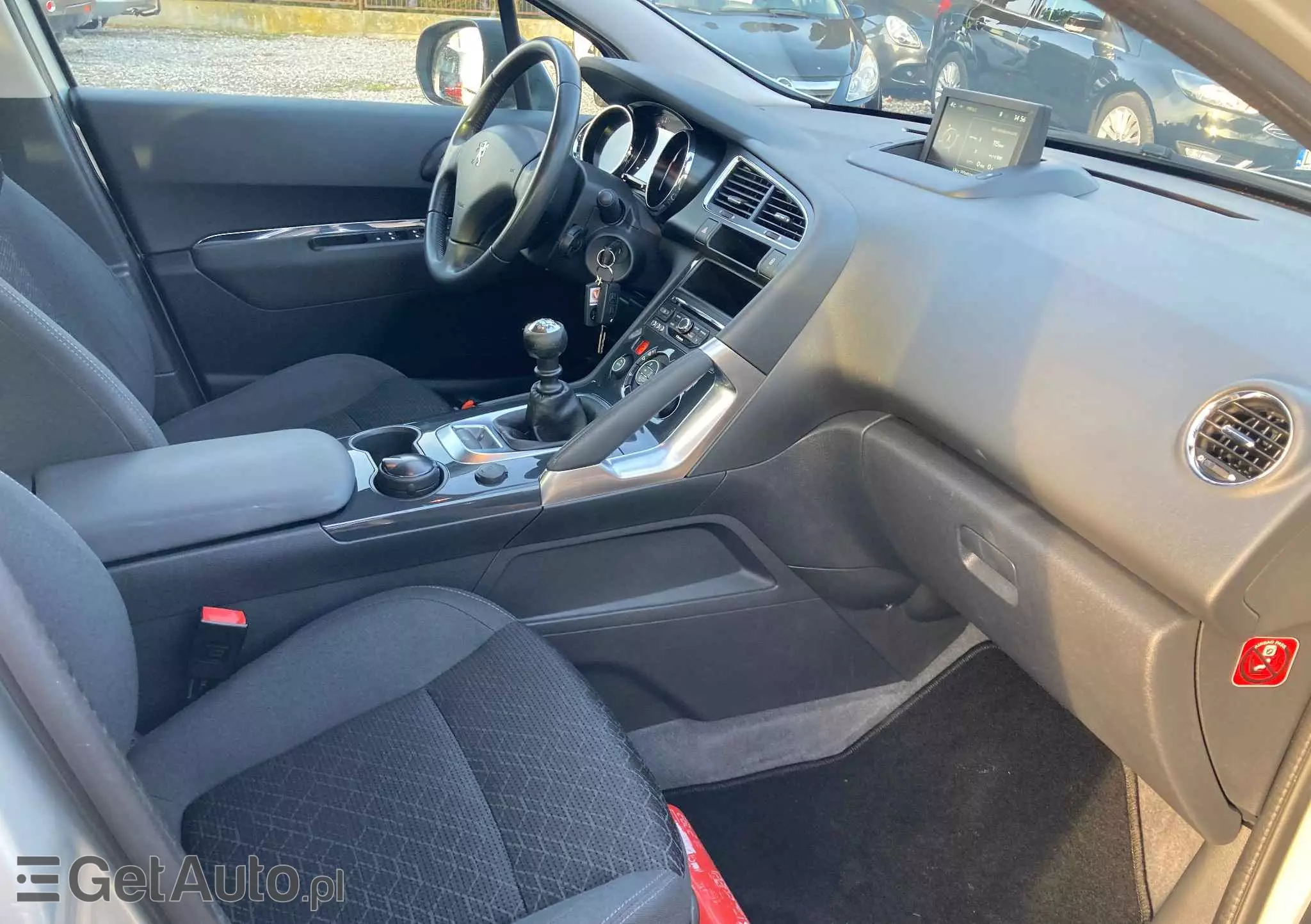 PEUGEOT 3008 1.6 HDi Access