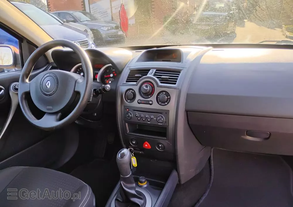 RENAULT Megane 1.4 Authentique