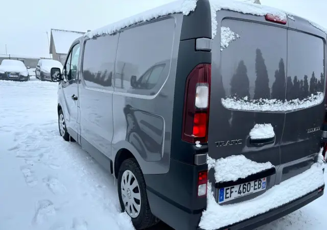 RENAULT Trafic 