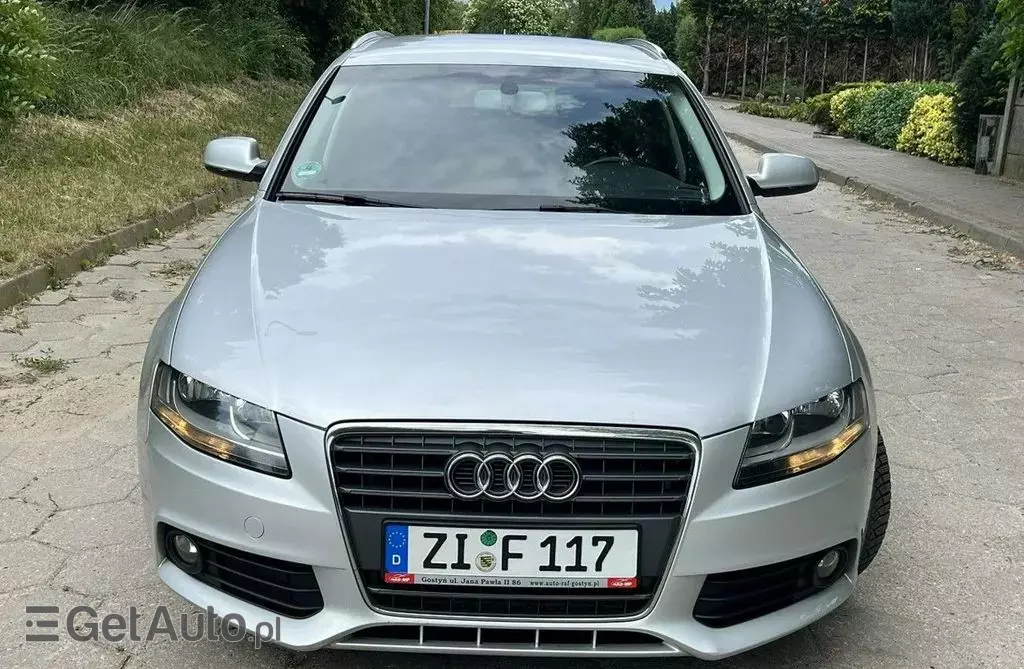 AUDI A4 