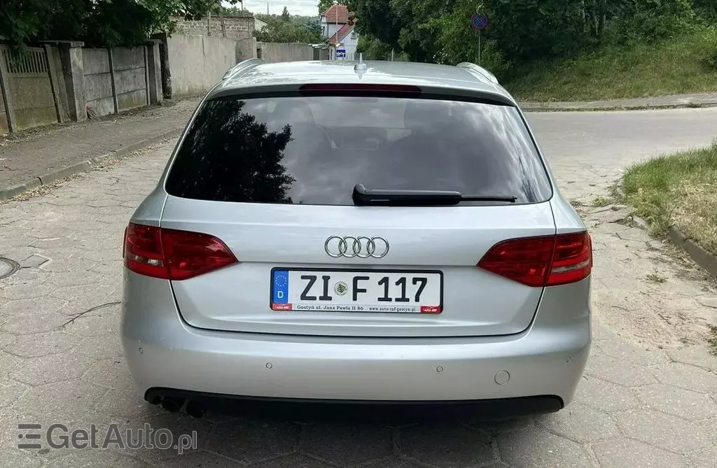 AUDI A4 