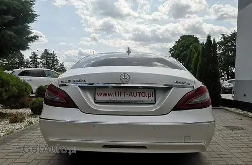 MERCEDES-BENZ CLS 