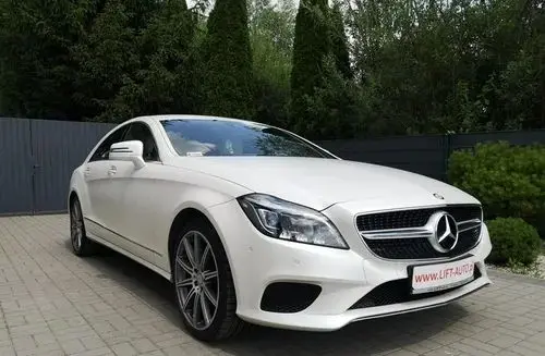 MERCEDES-BENZ CLS 