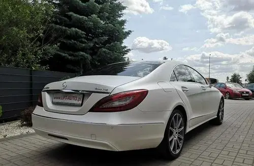 MERCEDES-BENZ CLS 