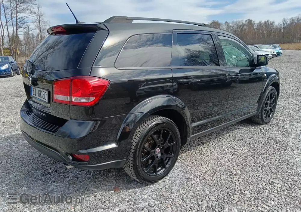 FIAT Freemont 2.0 Multijet Black Code AWD