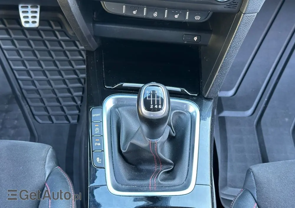 KIA ProCeed 1.6 T-GDI GT