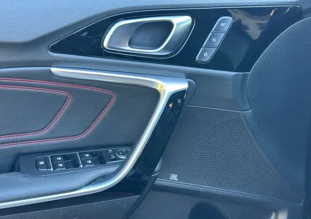 KIA ProCeed 1.6 T-GDI GT