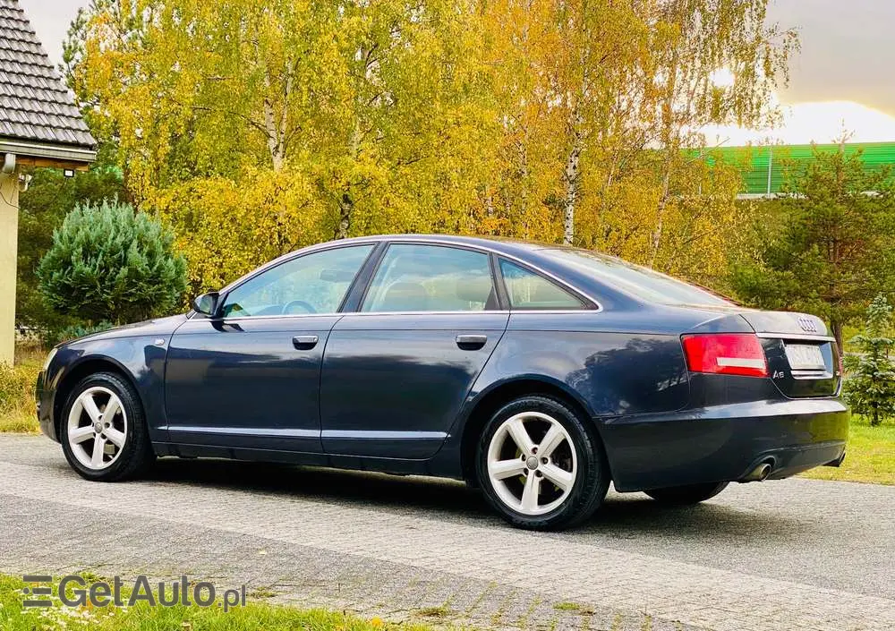 AUDI A6 Limousine 