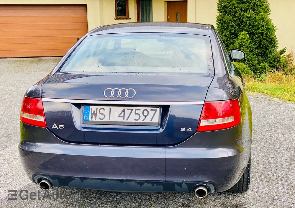 AUDI A6 Limousine 