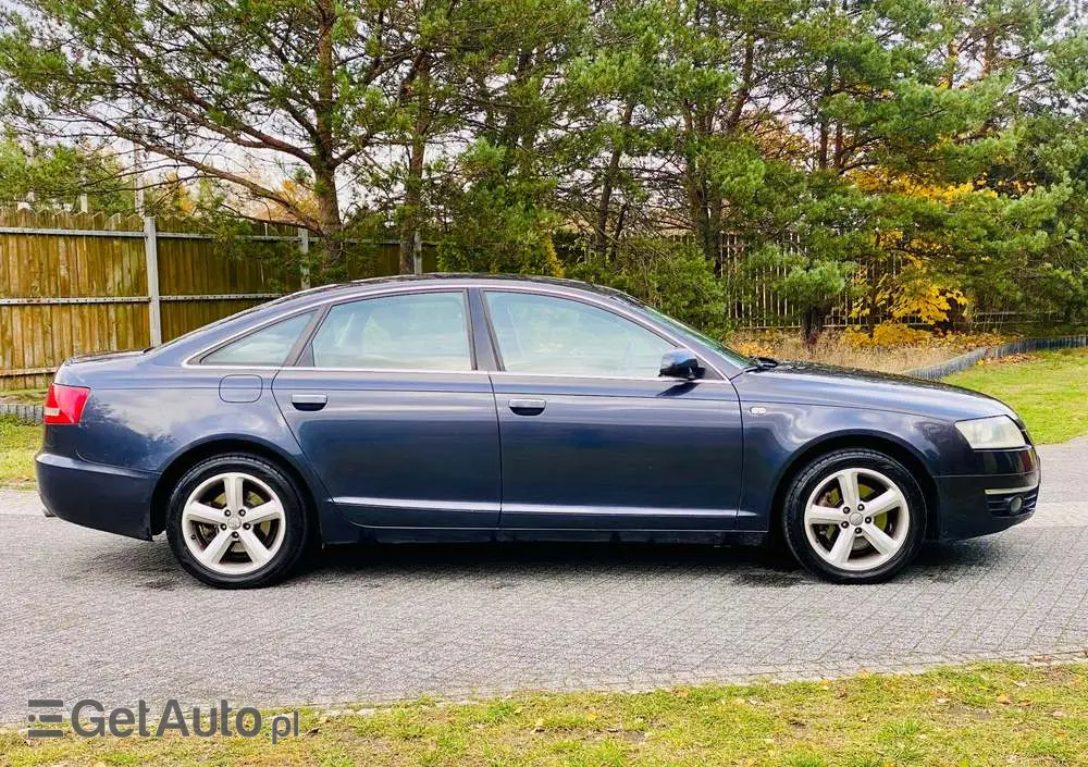 AUDI A6 Limousine 