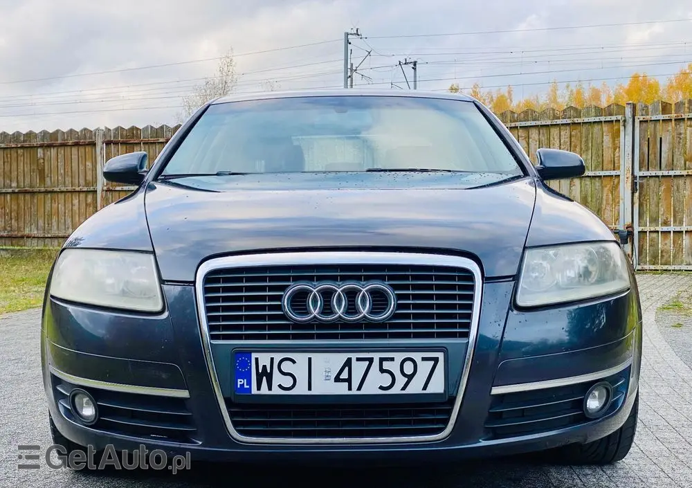 AUDI A6 Limousine 