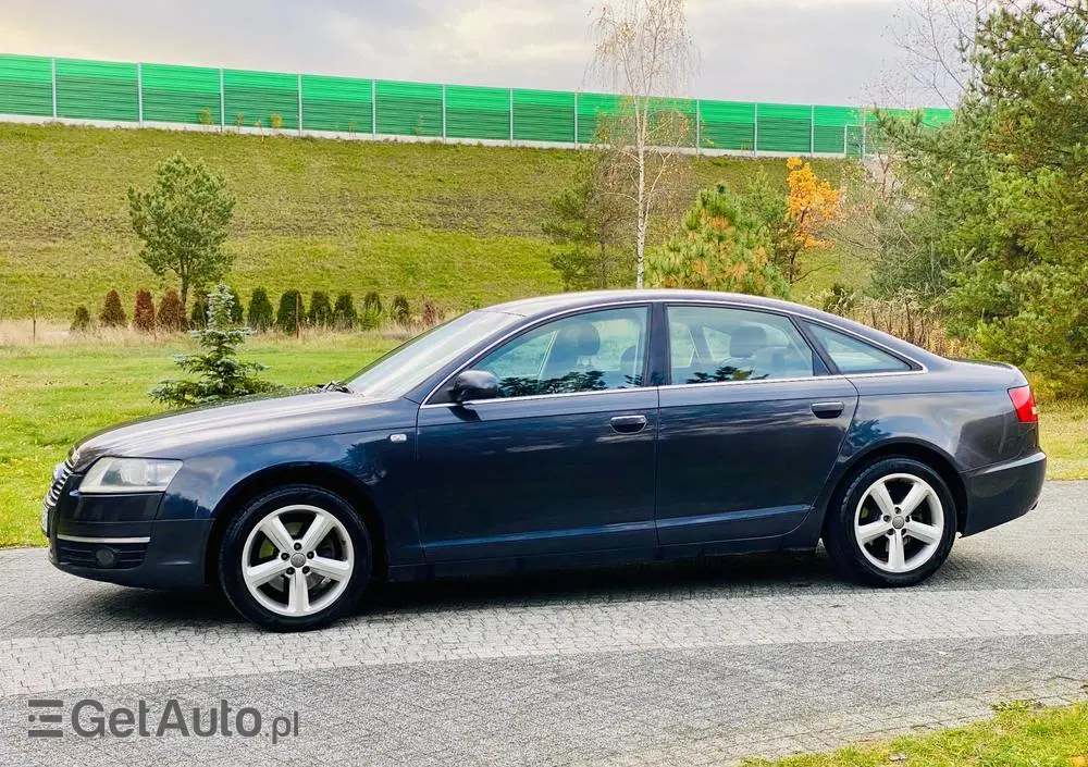 AUDI A6 Limousine 