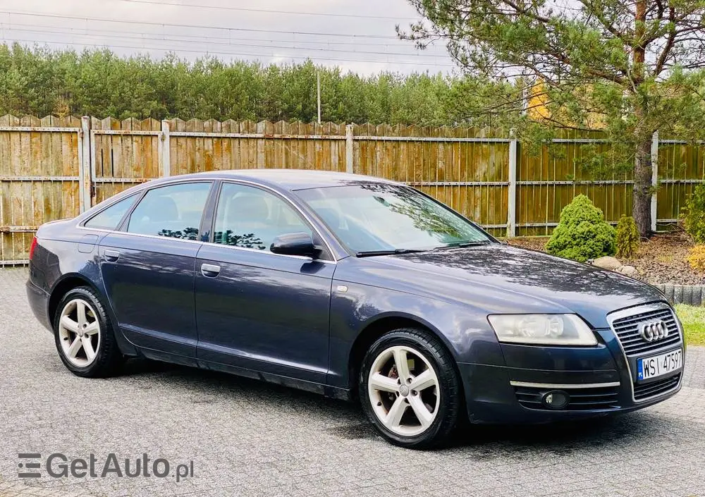 AUDI A6 Limousine 