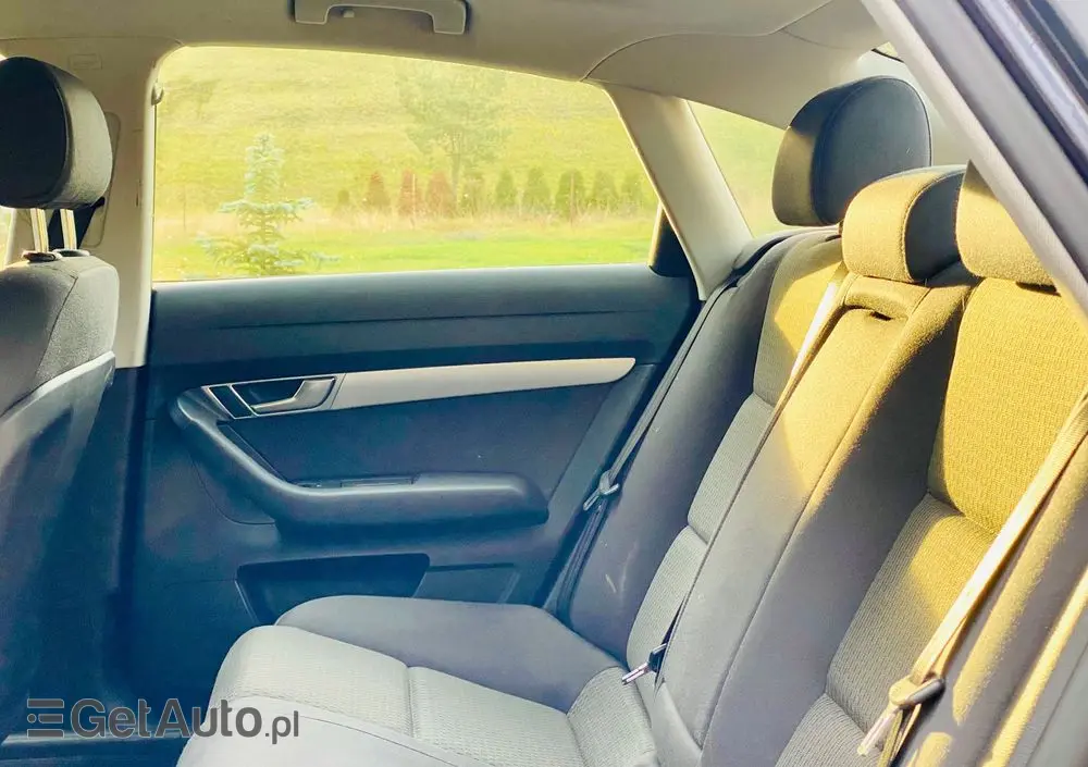 AUDI A6 Limousine 